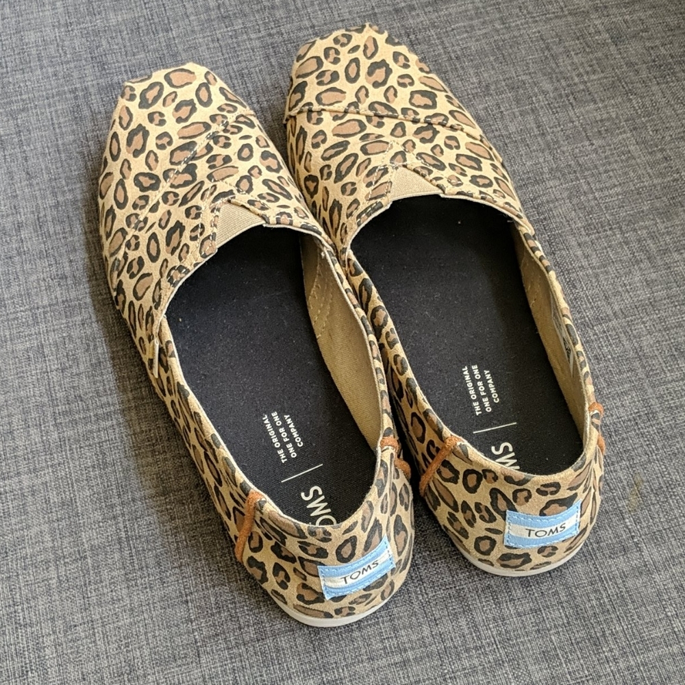 Tom's Leopard Flats